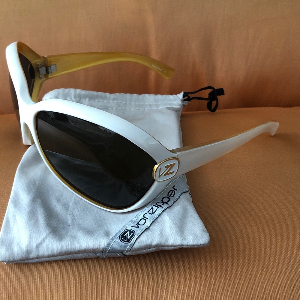 Von Zipper Sunglasses with Ivory and Gold Frame! Slight wrap around!